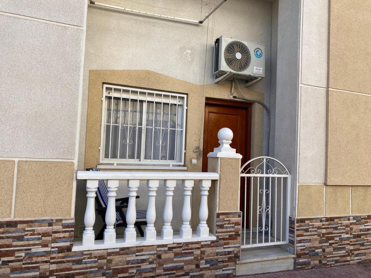 Homely Apartments Loft Торрев'єха Екстер'єр фото